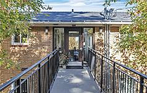 ENJOY THE BEST OF BOTH WORLDS