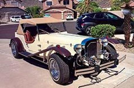 CLASSIC CAR ENTHUSIASTS