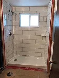 ONE GUY TILE & STONE