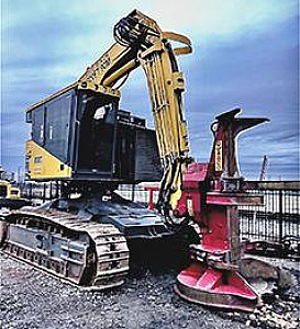 2017 KOMATSU XT445L-3 FELLER BUNCHER