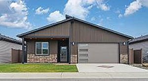 ENJOY WONDERFUL RATHDRUM MOUNTAIN VIEWS