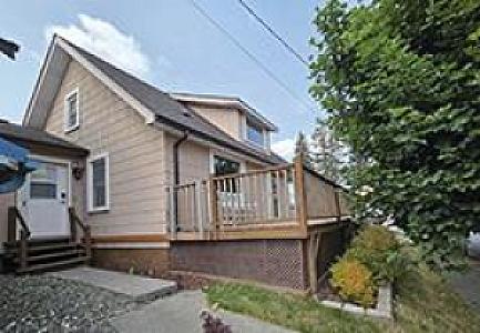 UPDATED COUNTRY HOME WITH A HUGE SHOP IN TEKOA