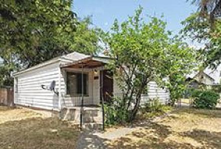 CHARMING NORTH SPOKANE HOME WITH A SHOP!