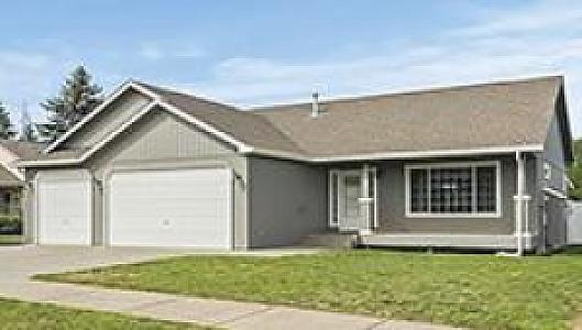 SPOKANE VALLEY HOME WITH OVER 2400 SQ.FT. OF LIVING SPACE