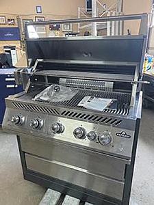 COME IN TO PREMIER AUCTION CENTER THIS FRIDAY, SEPTEMBER 5
