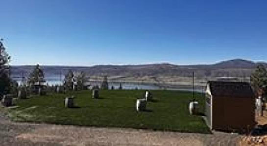 GET AWAY AND ENJOY 30 ACRES OF PRIVATE LAND! LAKESIDE
