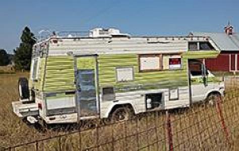 1974 DODGE 318 MOTORHOME